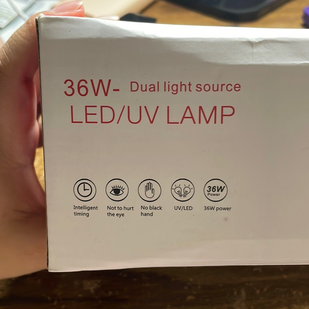 Led / UV Lamp (Gel Nails)